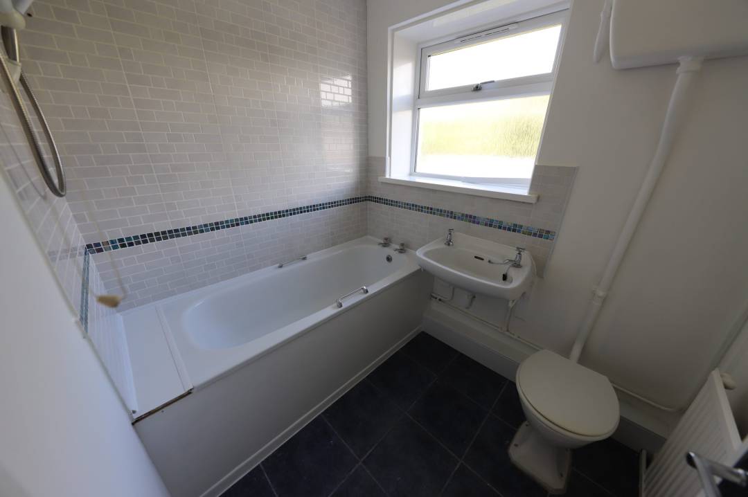 Heol Kier Hardie, Penywaun, Aberdare,   CF44 9AN