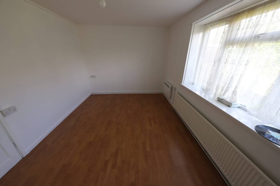 Heol Kier Hardie, Penywaun, Aberdare,   CF44 9AN