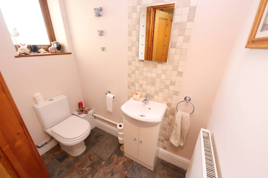 Pen-Y-Banc, Rhigos, Aberdare,  Rhondda Cynon Taff CF44 9YT