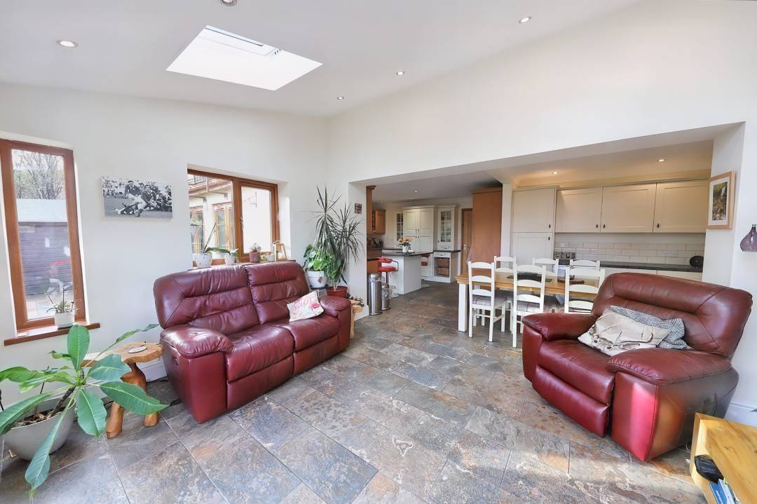 Pen-Y-Banc, Rhigos, Aberdare,  Rhondda Cynon Taff CF44 9YT