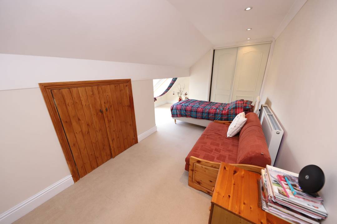 Pen-Y-Banc, Rhigos, Aberdare,  Rhondda Cynon Taff CF44 9YT
