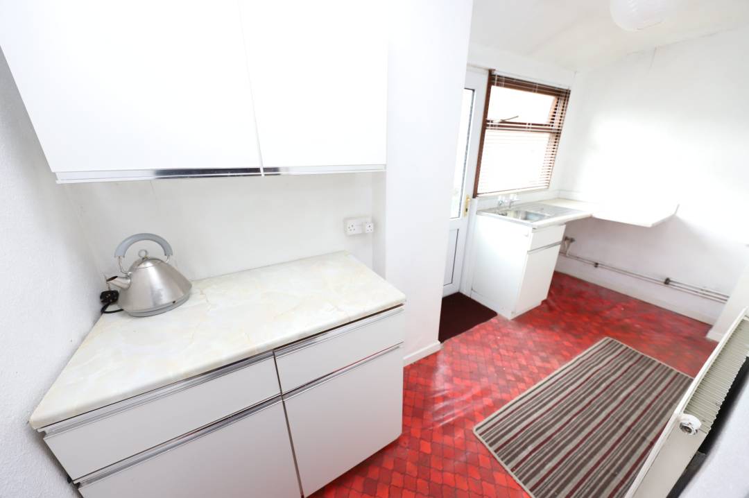 Wind Street, Aberdare, Rhondda Cynon Taff,   CF44 7ES