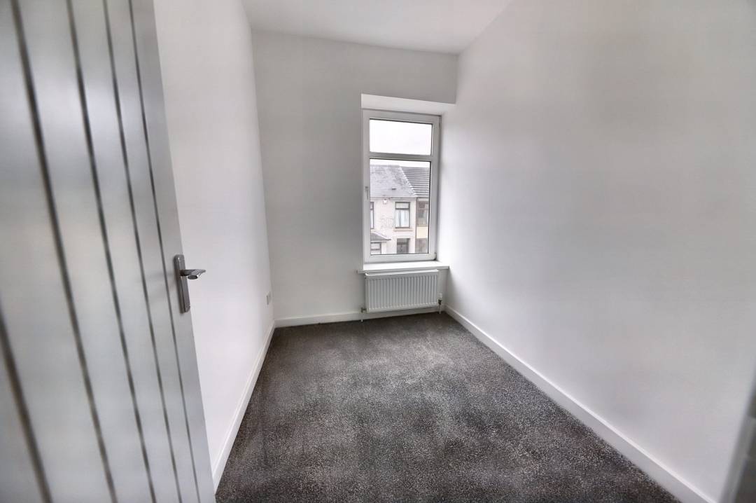Gospel Hall Terrace, Gadlys, Aberdare,  Rhondda Cynon Taff CF44 8DW