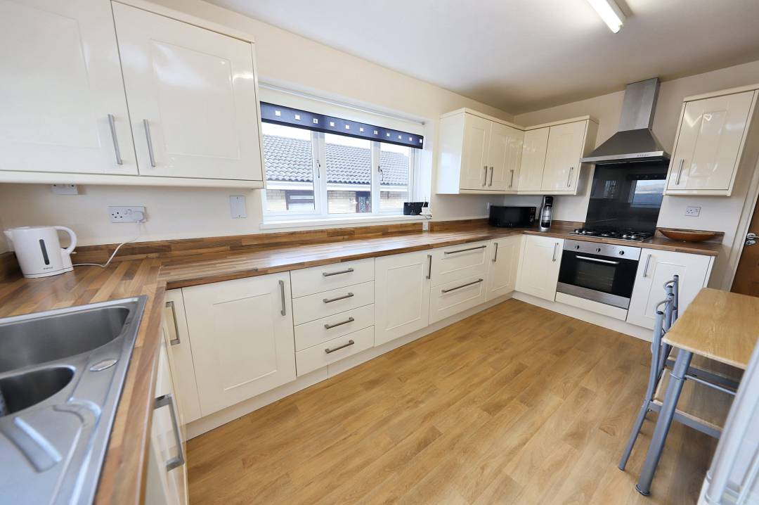 Holly Drive, Cwmdare, Aberdare,  Rhondda Cynon Taff CF44 8PB
