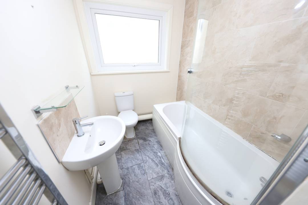 The Avenue, Cefnpennar, Mountain Ash,   CF45 4DT