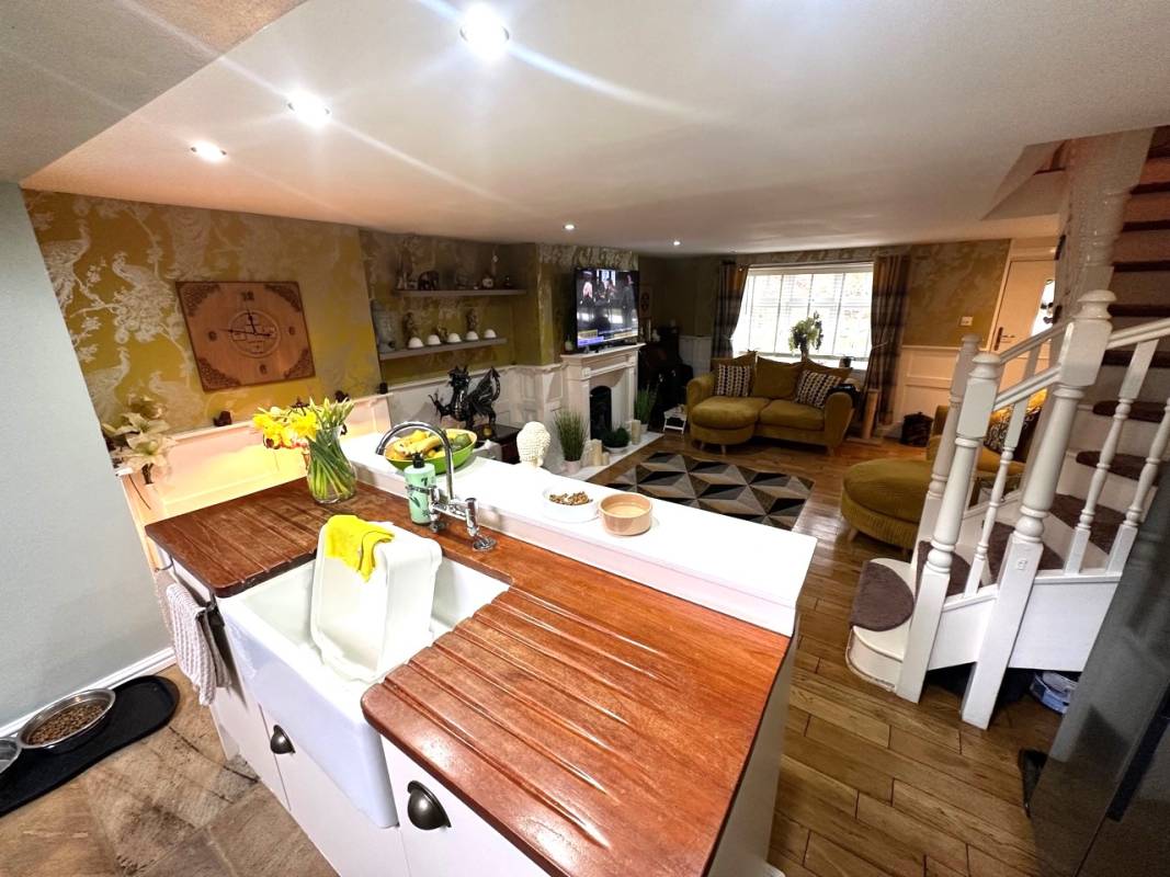 Railway Terrace, Cwmparc,  CF42 6LW