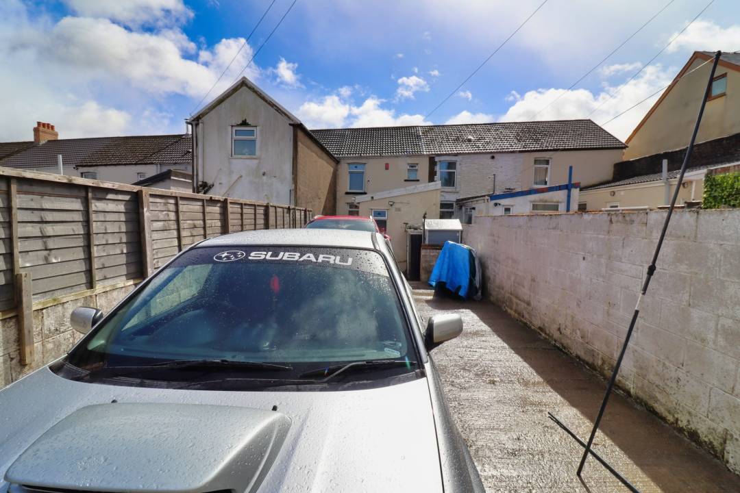 Thomas Street, Gilfach, Bargoed,   CF81 8JH