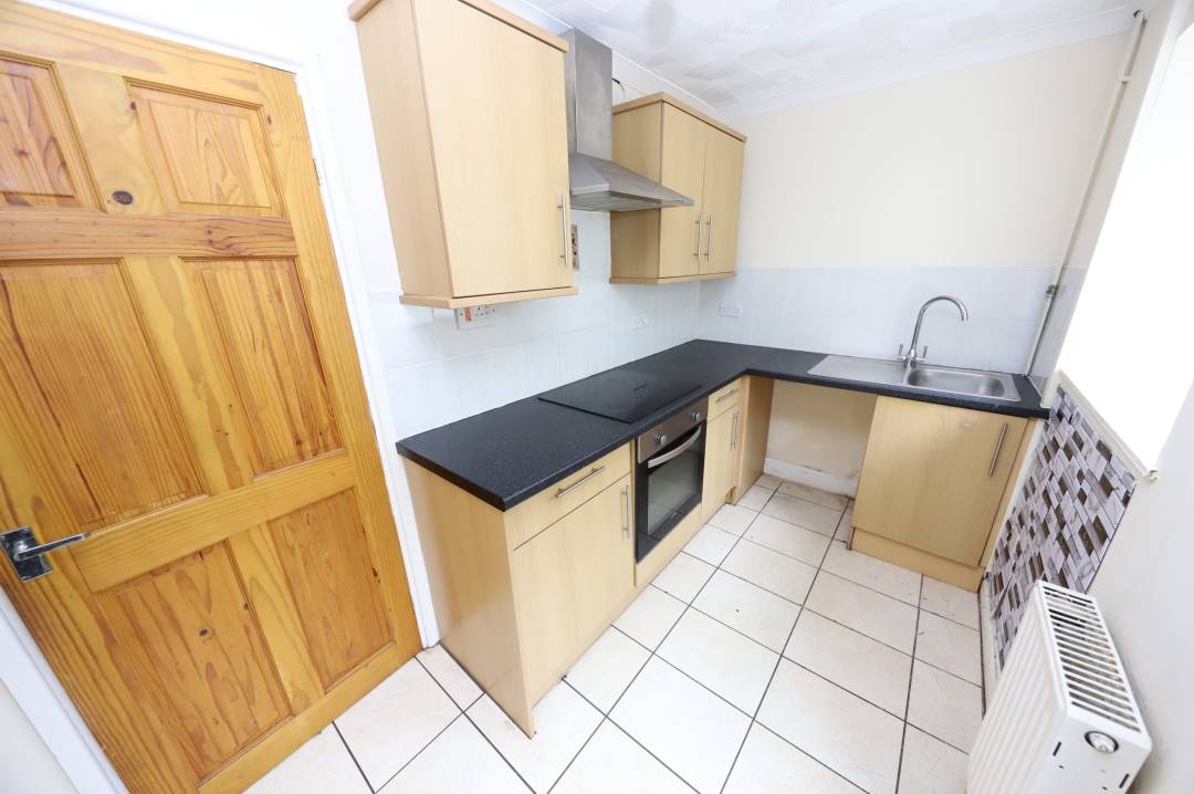 High Street, Treorchy, Rhondda Cynon Taff,   CF42 6NY