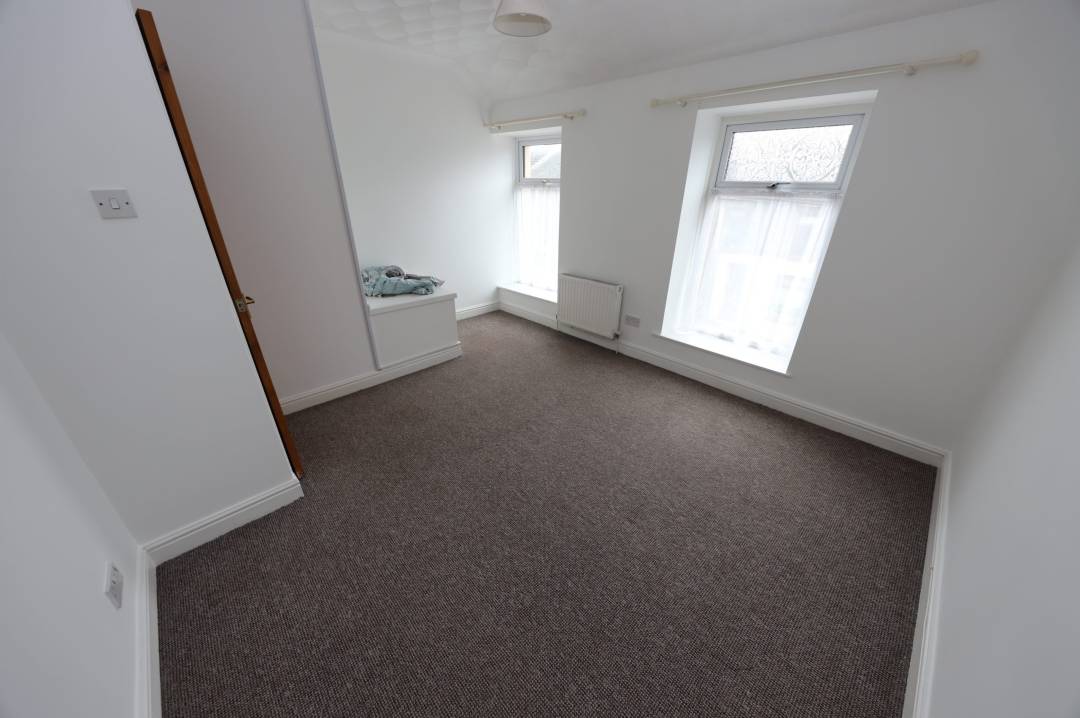 High Street, Treorchy, Rhondda Cynon Taff,   CF42 6NY