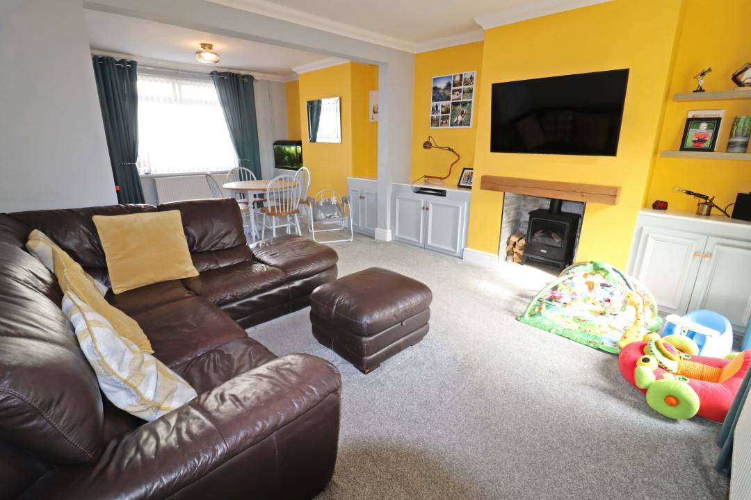 Francis Street, Fleur de Lys, Blackwood,   NP12 3RX