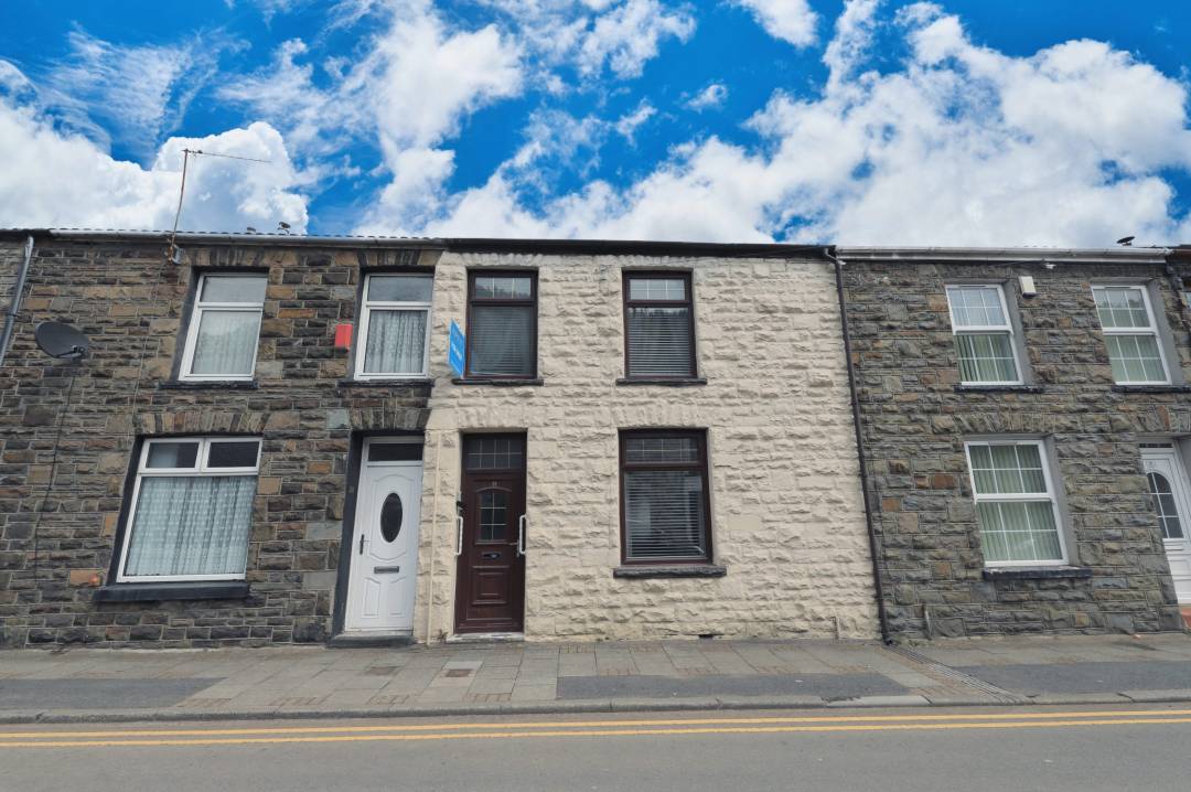 Gwendoline Street, Treherbert, Mid Glamorgan CF42 5BN United Kingdom