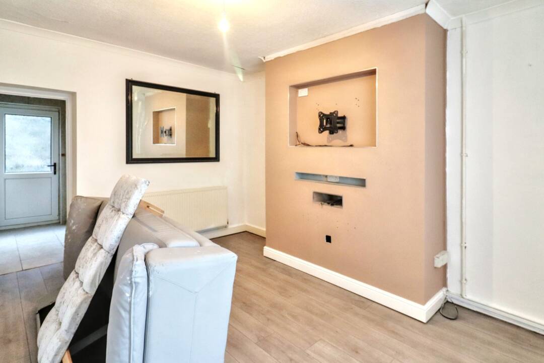 Queens Road, Elliots Town, New Tredegar,   NP24 6DY