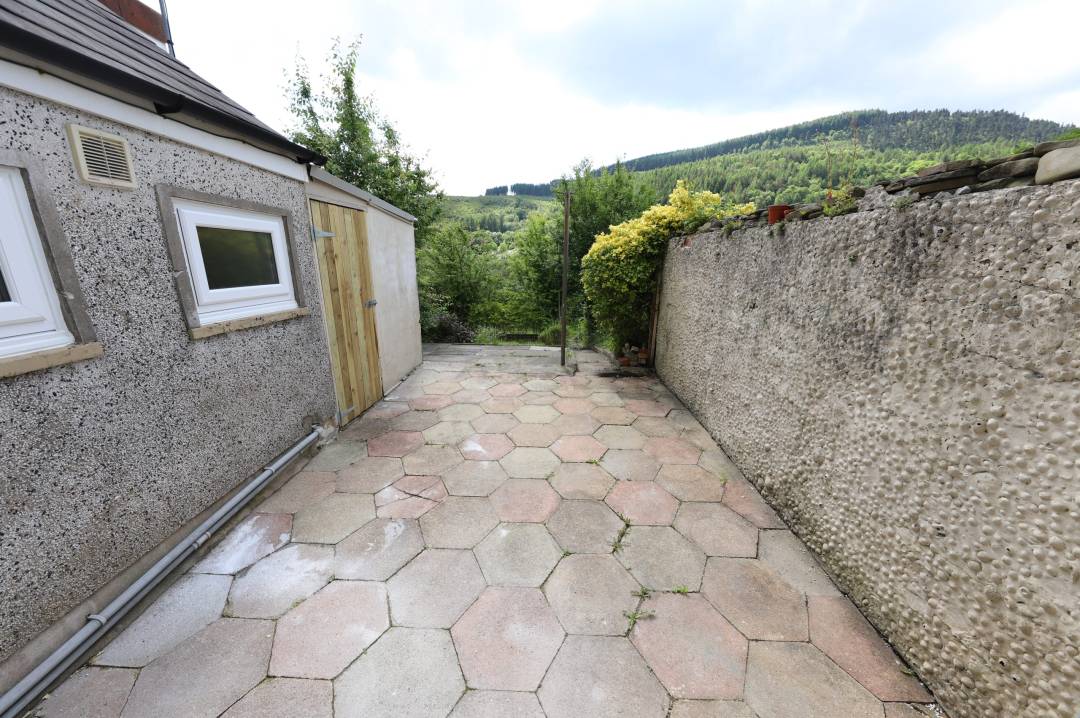 Brynmair Road, Godreaman, Aberdare,   CF44 6LR