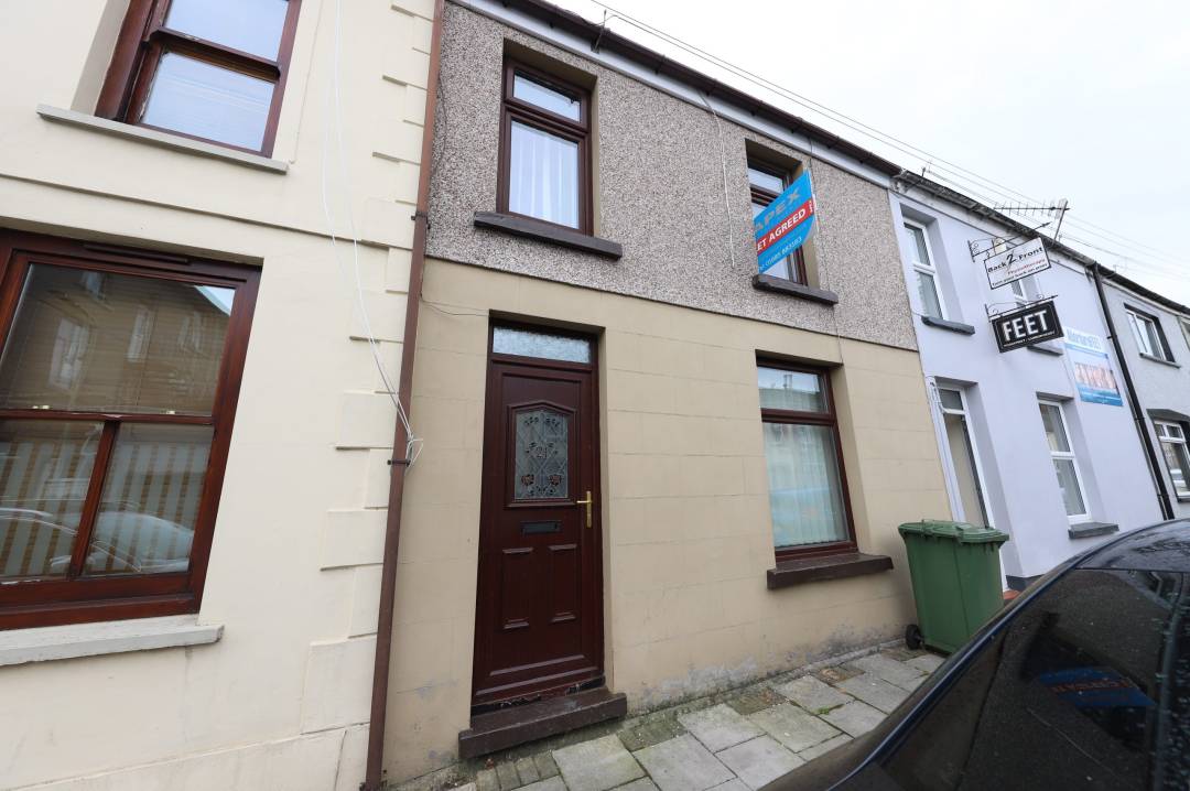 Dean Street, Aberdare,  CF44 7BN