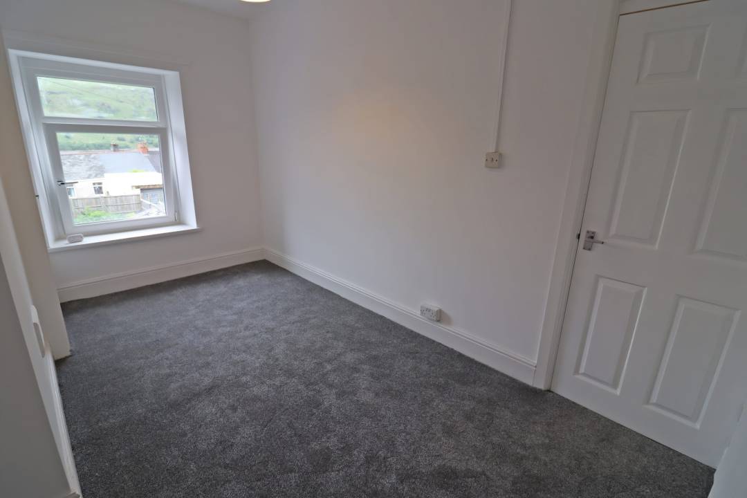 Jones Street, New Tredegar,  NP24 6BE