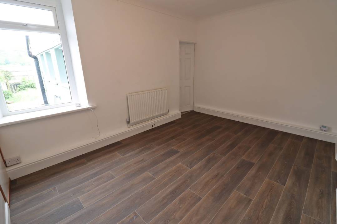 Jones Street, New Tredegar,  NP24 6BE