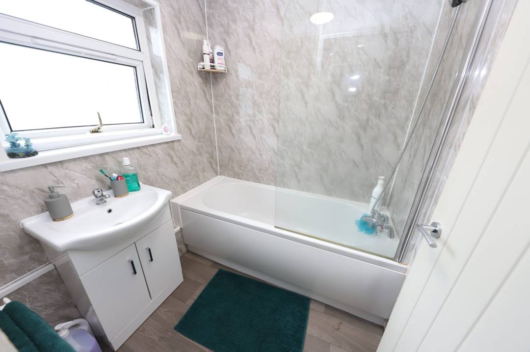 Dan Y Rhiw, Cwmaman, Aberdare,  Rhondda Cynon Taff CF44 6HU