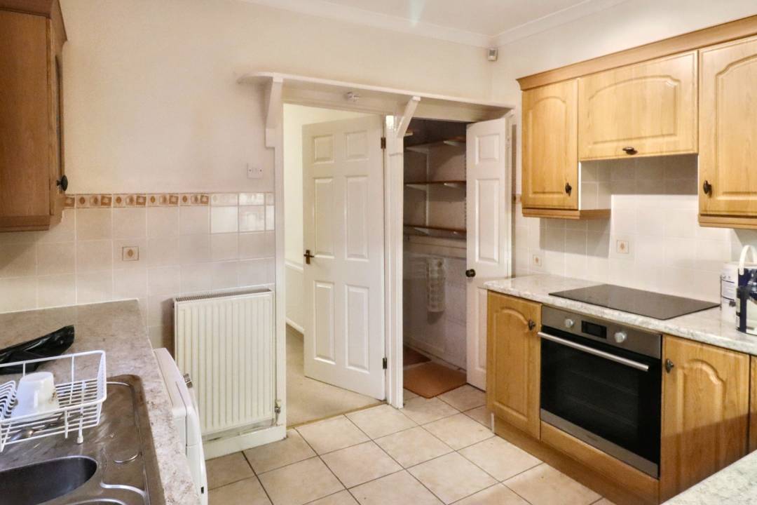 Upper Wood Street, Bargoed, Caerphilly CF81 8PF
