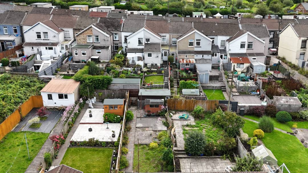 2 Regent Close, Aberaman, Aberdare,   CF44 6EU United Kingdom
