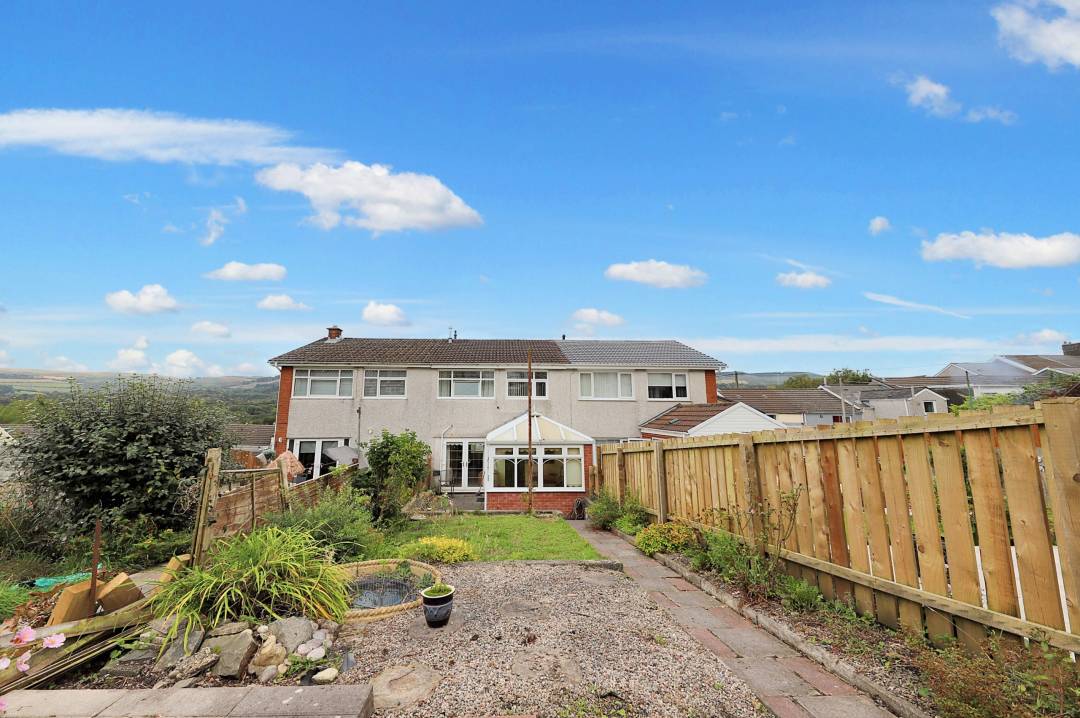 2 Regent Close, Aberaman, Aberdare,   CF44 6EU United Kingdom