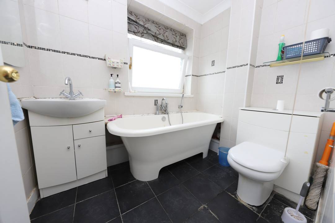 2 Regent Close, Aberaman, Aberdare,   CF44 6EU United Kingdom