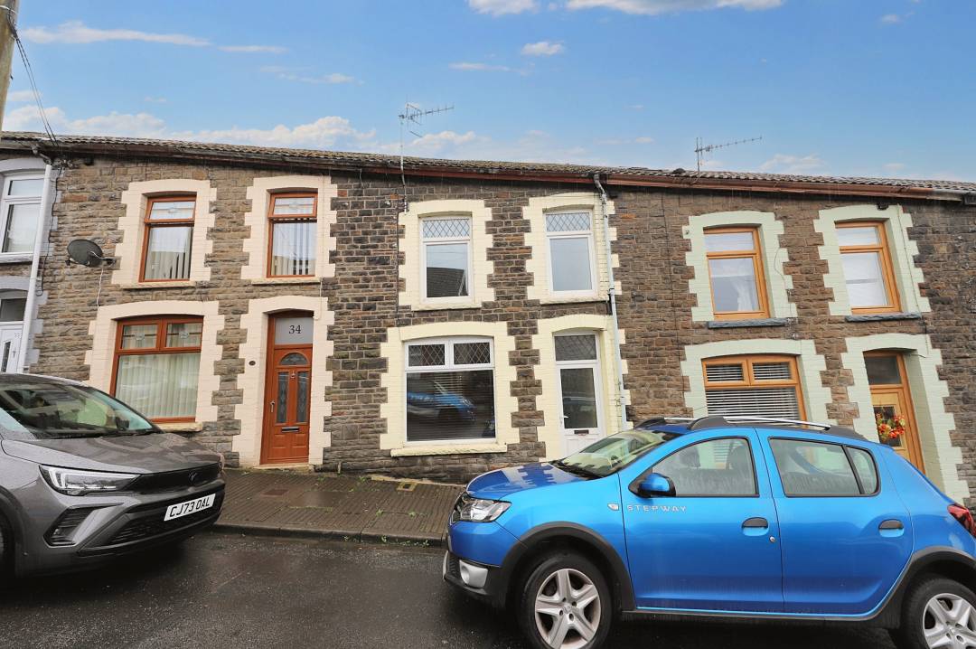 George Street, Tonypandy,  CF40 1QN