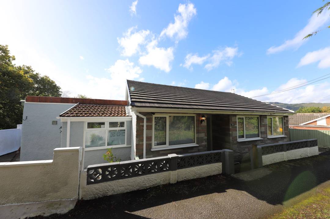 Parish Road, Cwmgwrach,  Neath SA11 5SW