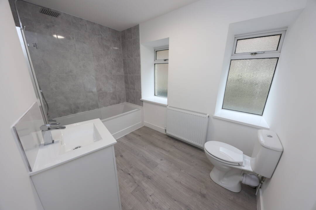 Llanwanno Road, , Mountain Ash,   CF45 3NE