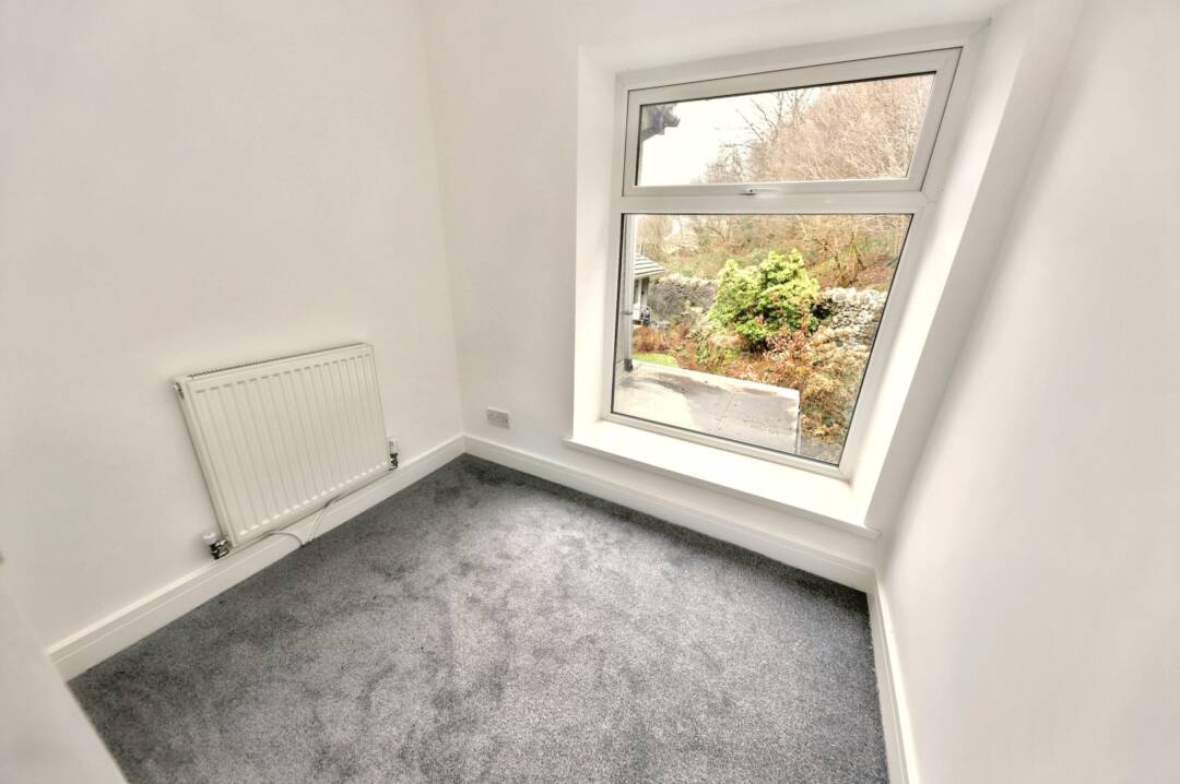 Llanwanno Road, , Mountain Ash,   CF45 3NE