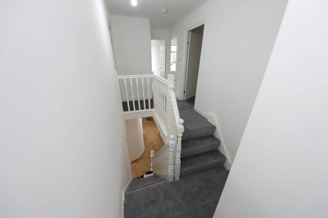 Llanwanno Road, , Mountain Ash,   CF45 3NE