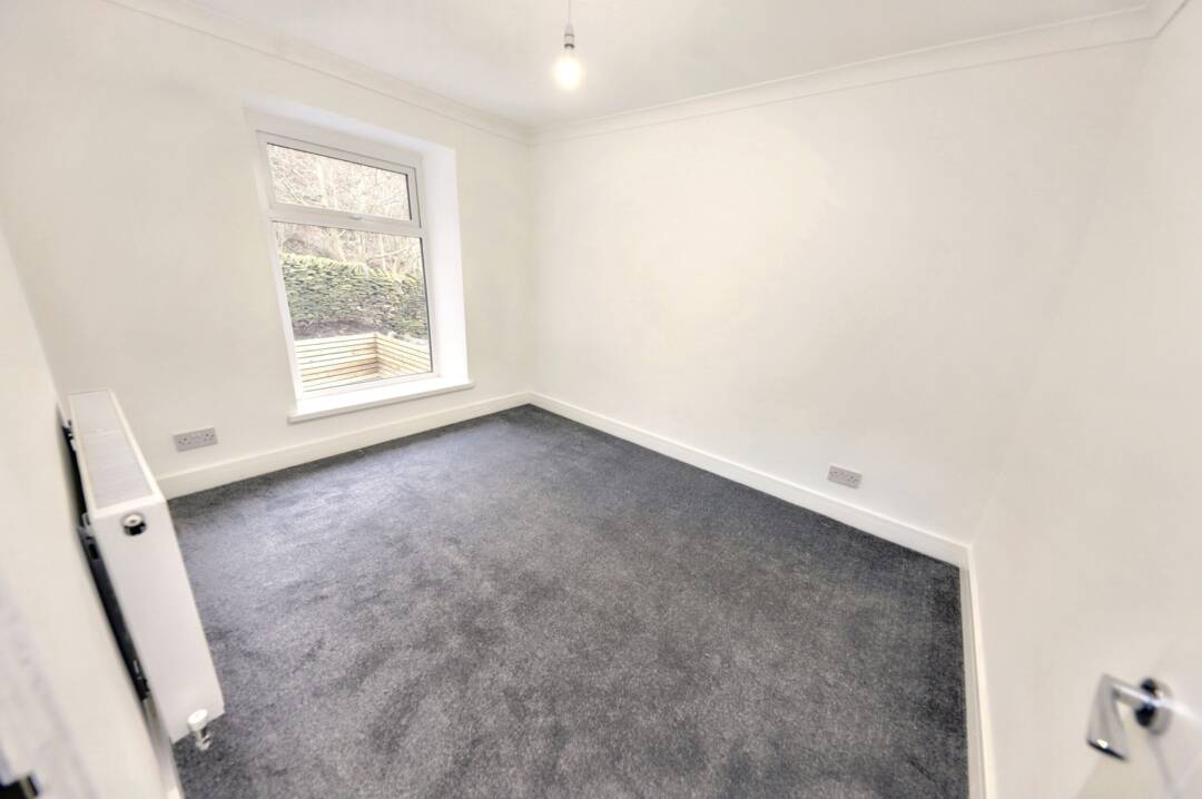 Llanwanno Road, , Mountain Ash,   CF45 3NE