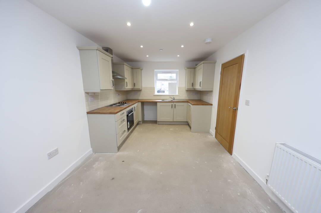2 Rowan Tree Close, Cwmbach, Aberdare,   CF44 0LB