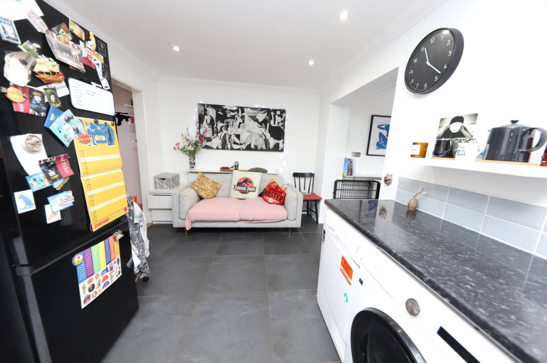 Parc Wenallt, Treharris, Merthyr Tydfil,   CF46 5HX
