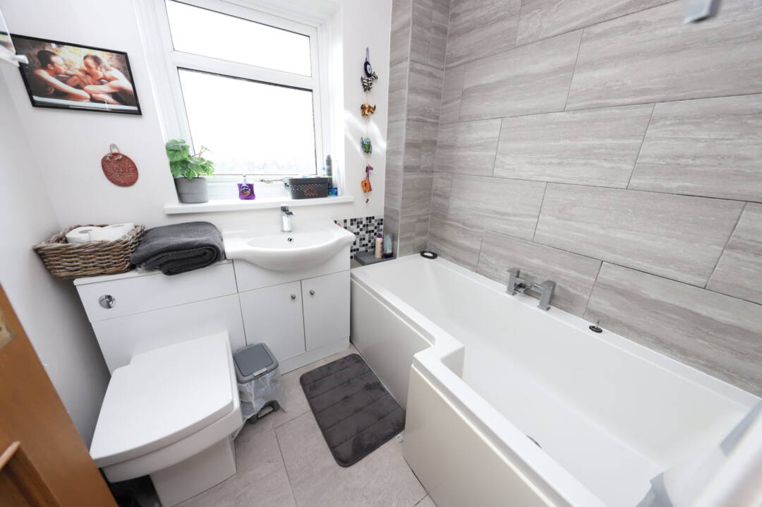 Parc Wenallt, Treharris, Merthyr Tydfil,   CF46 5HX