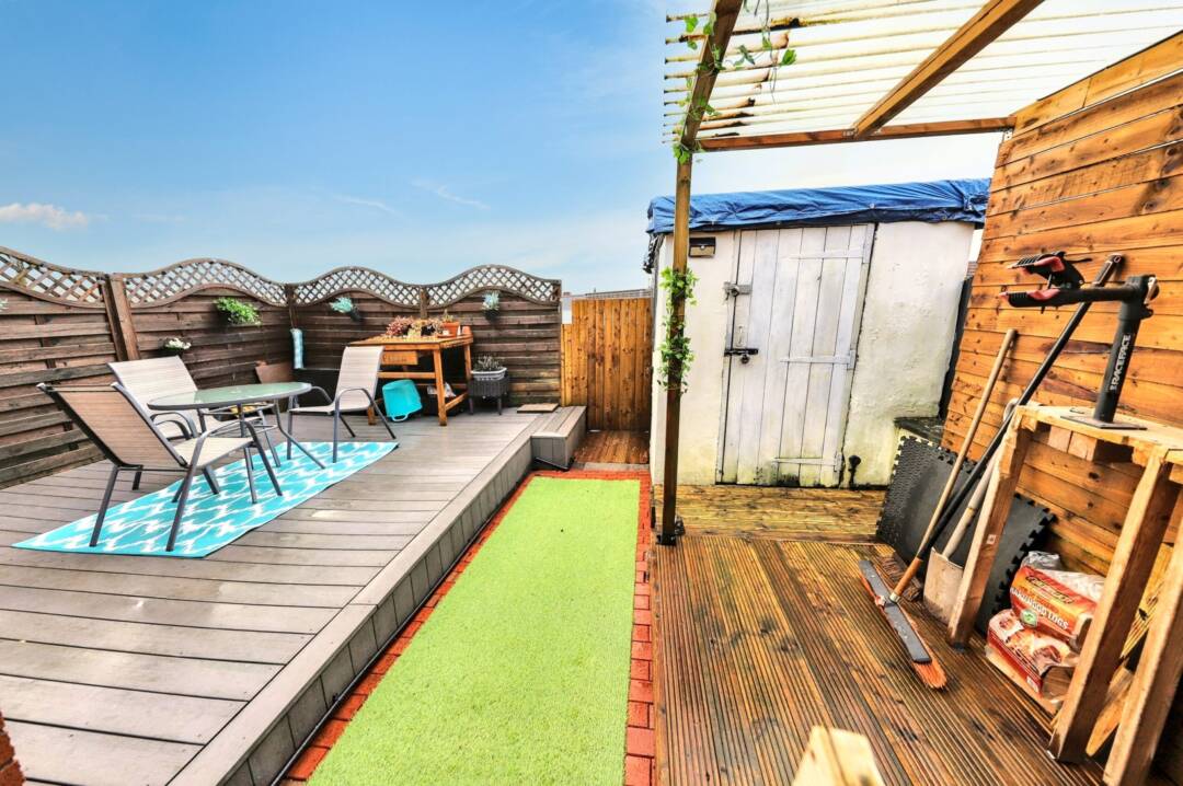 Parc Wenallt, Treharris, Merthyr Tydfil,   CF46 5HX
