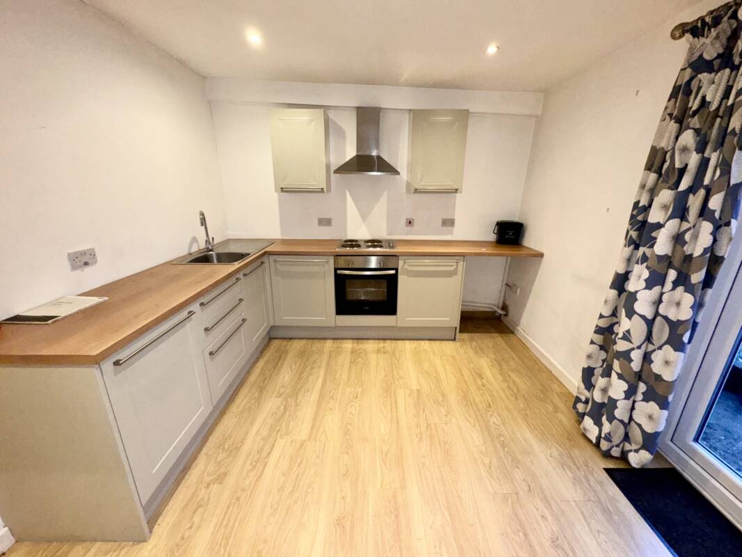 Abernant Road, Abernant, Aberdare,   CF44 0PY