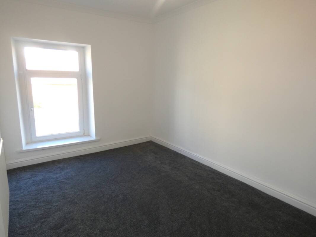 Chepstow Road, Cwmparc, Cwmparc,   CF42 6UU United Kingdom