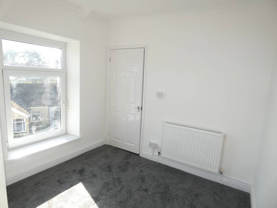 Chepstow Road, Cwmparc, Cwmparc,   CF42 6UU United Kingdom