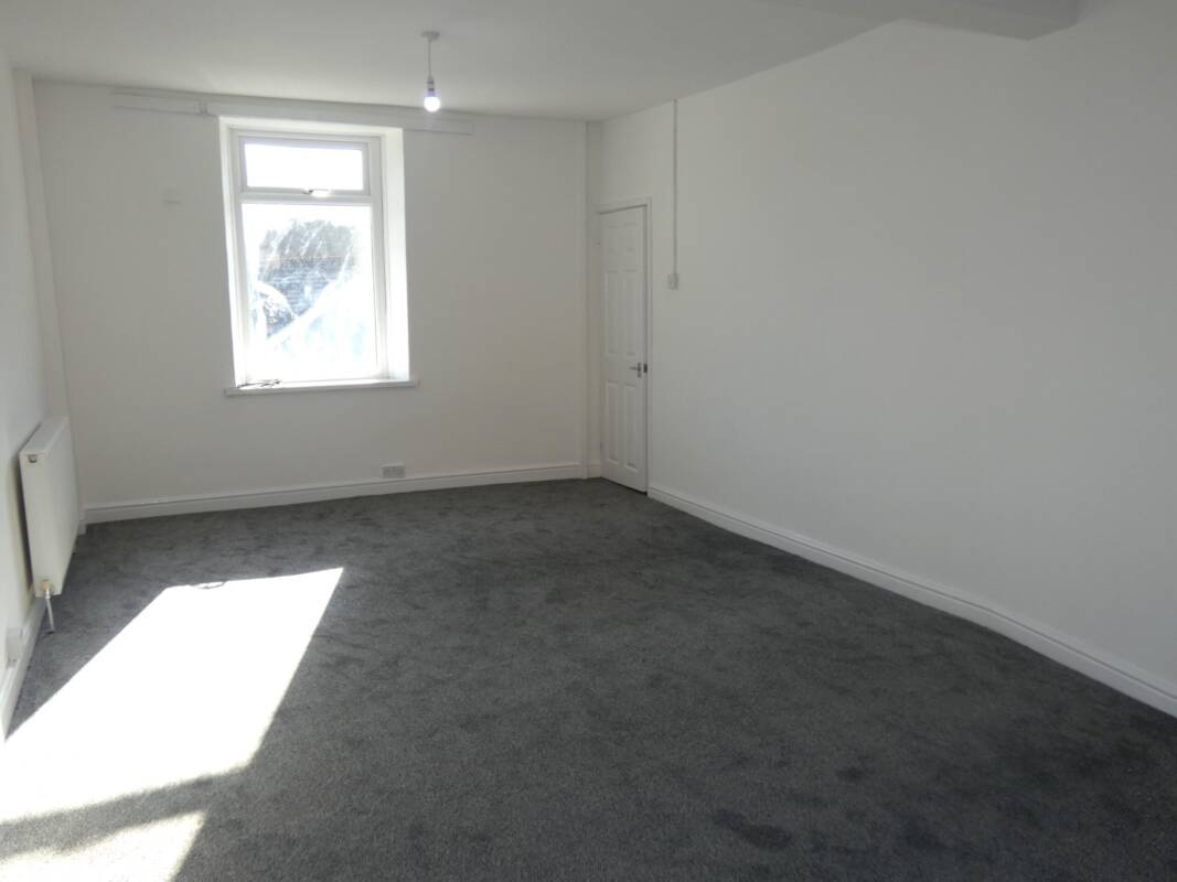 Chepstow Road, Cwmparc, Cwmparc,   CF42 6UU United Kingdom