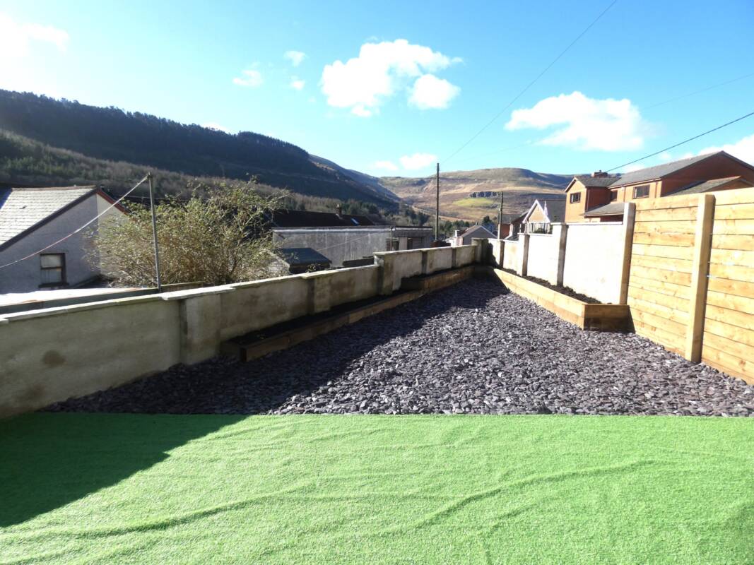 Chepstow Road, Cwmparc, Cwmparc,   CF42 6UU United Kingdom