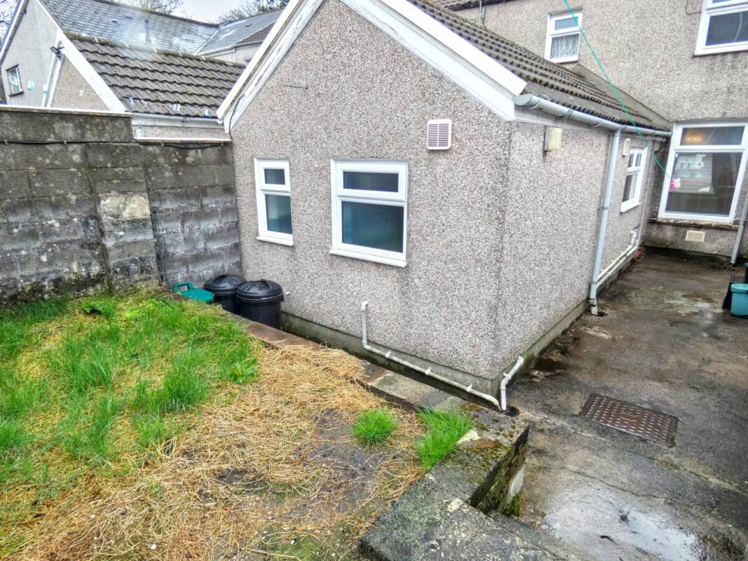 Rees Street, Gelli,  CF417NE