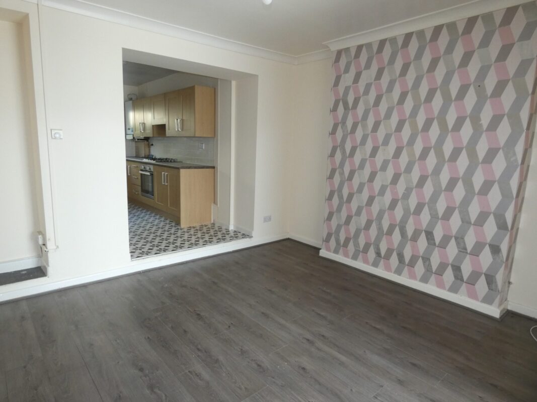 Chepstow Road, Cwmparc,  CF42 6UU United Kingdom