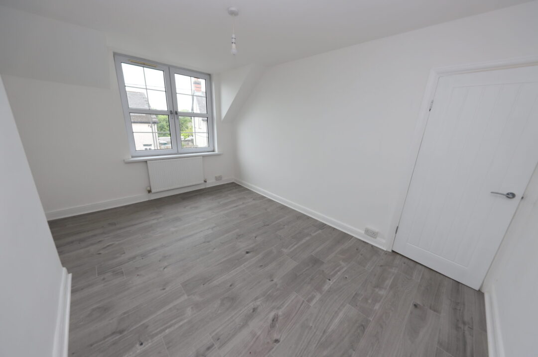 Markham Crescent, Oakdale, Blackwood NP12 0JY,   NP12 0JY