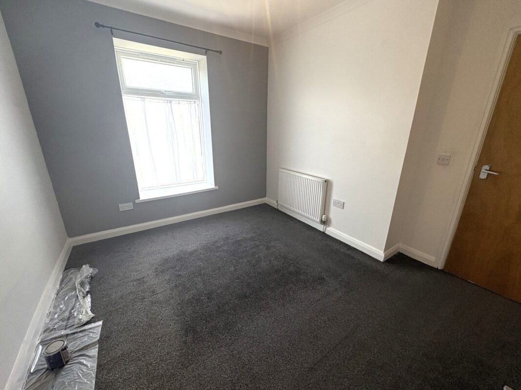 141 Miskin Road  Tonypandy,  CF402QL