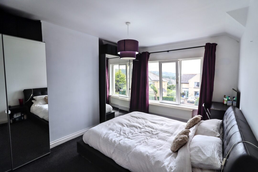 Brynglas, Hengoed,  CF82 7JQ