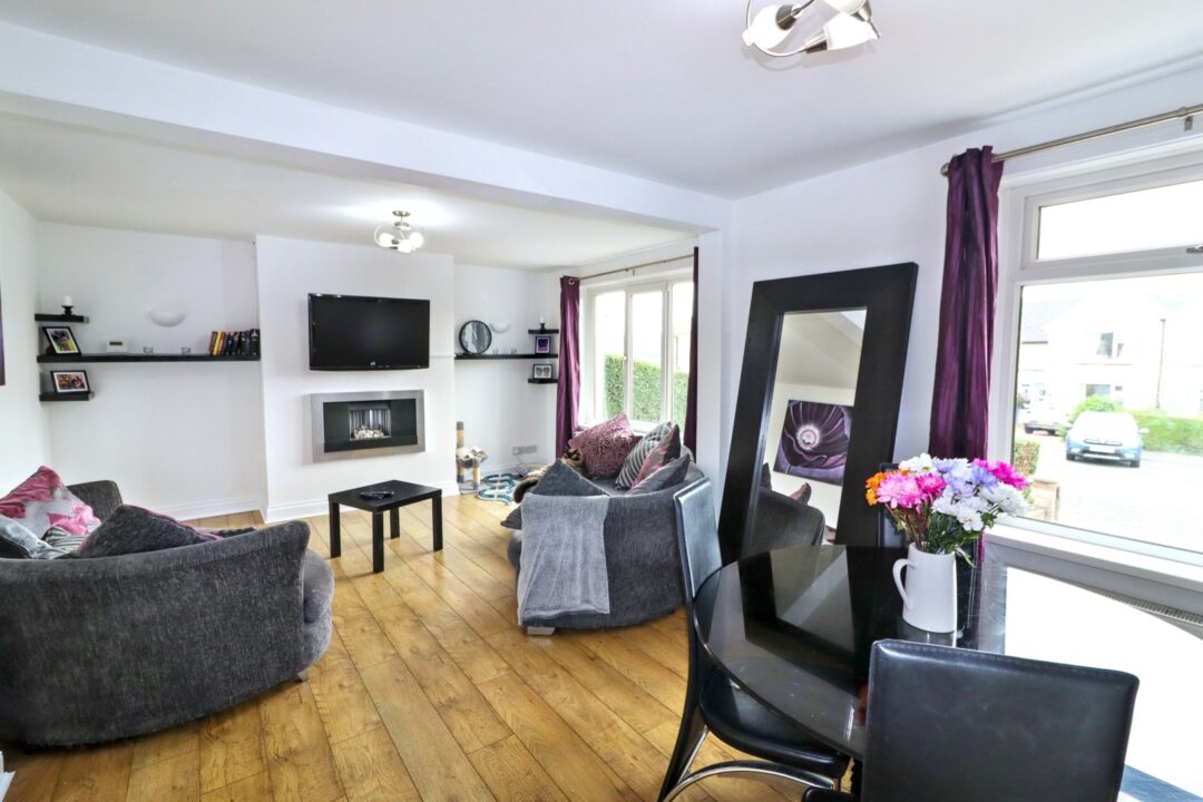 Brynglas, Hengoed,  CF82 7JQ