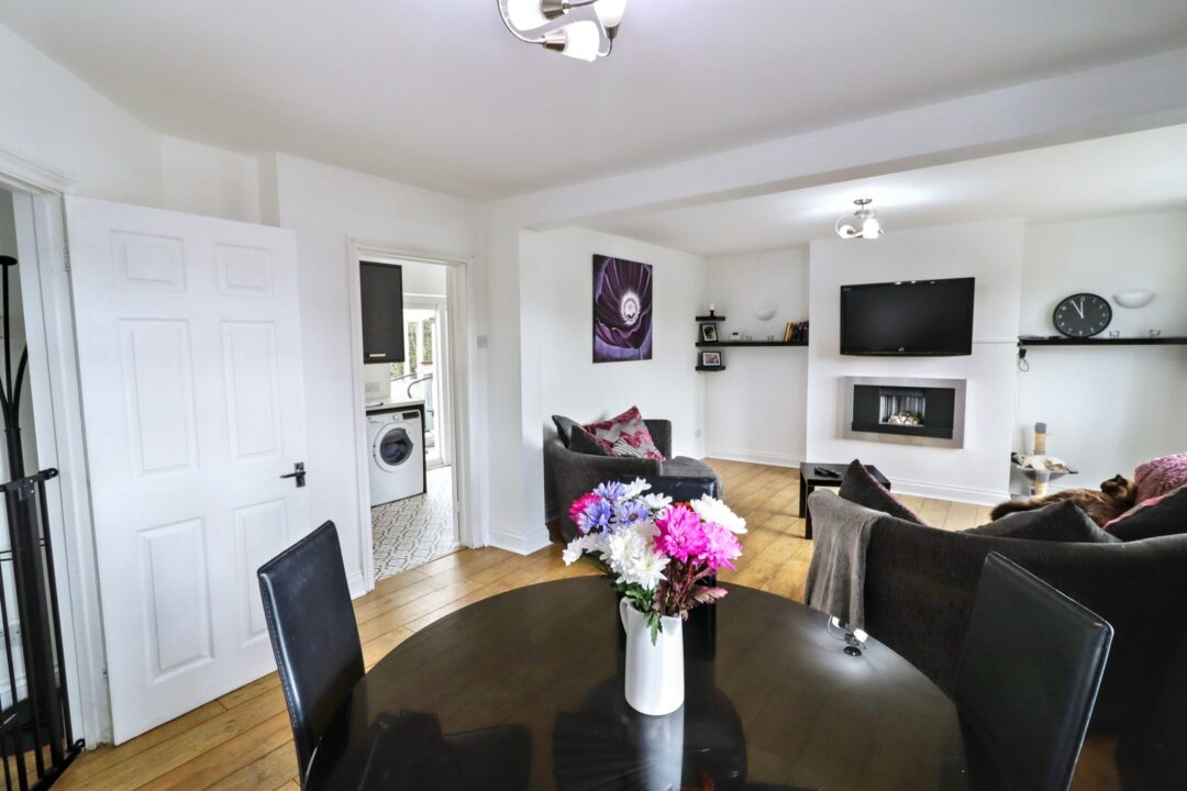 Brynglas, Hengoed,  CF82 7JQ