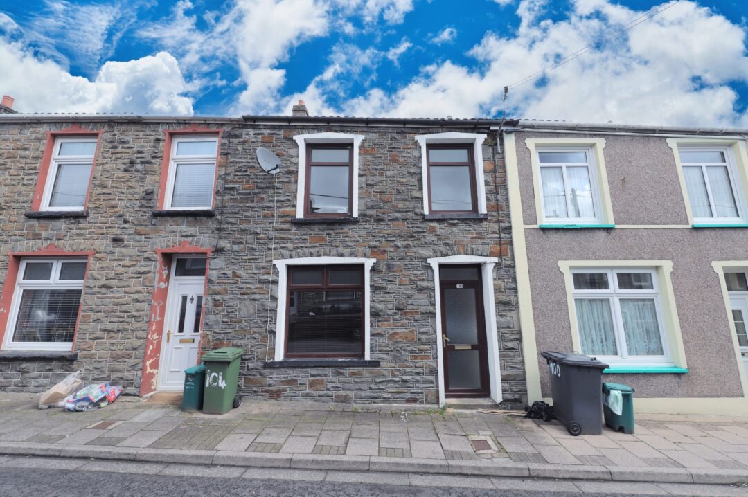Woodland Street, Mountain Ash,  CF45 3RB