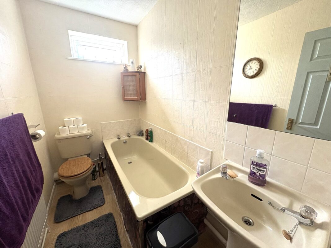 Woodland Vale, Treorchy, Mid Glamorgan CF42 6TT United Kingdom