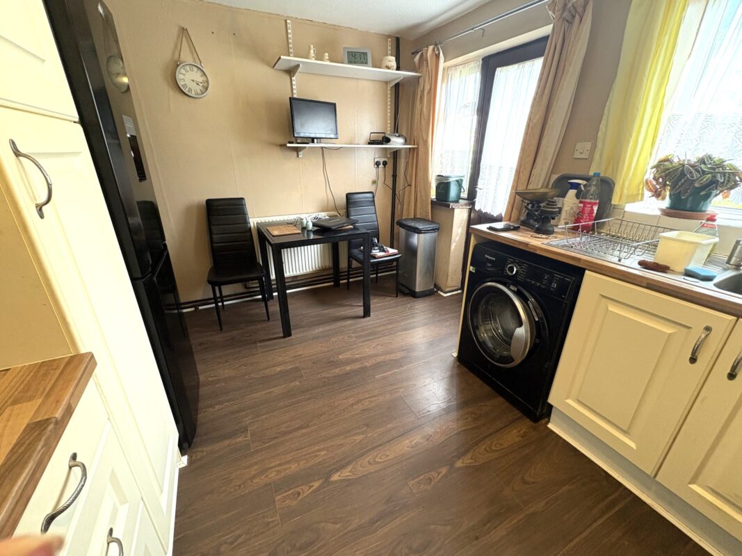 Woodland Vale, Treorchy, Mid Glamorgan CF42 6TT United Kingdom